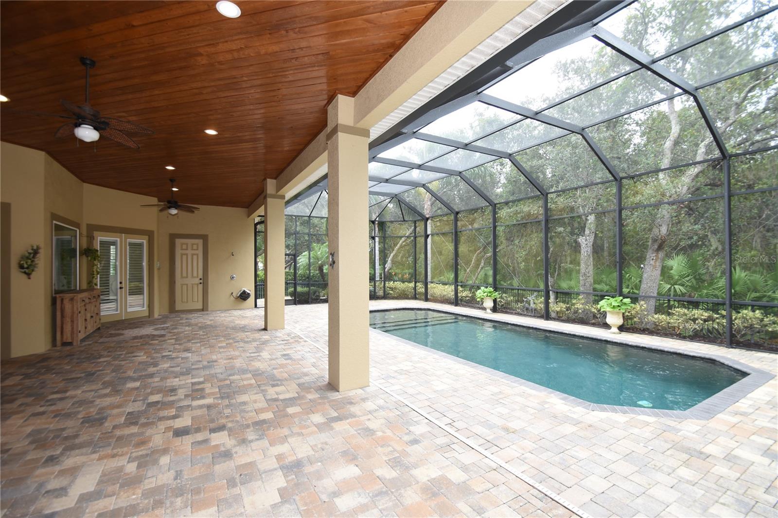 HAMMOCK BEACH - Residential Lease