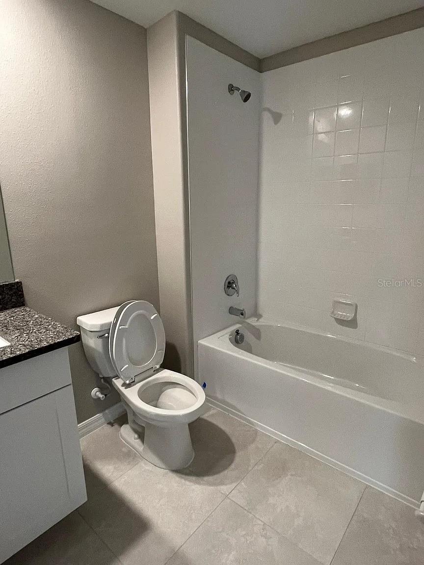 WILLOW SQUARE TWNHMS - Residential Lease