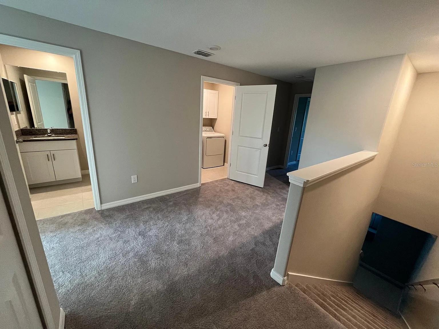 WILLOW SQUARE TWNHMS - Residential Lease