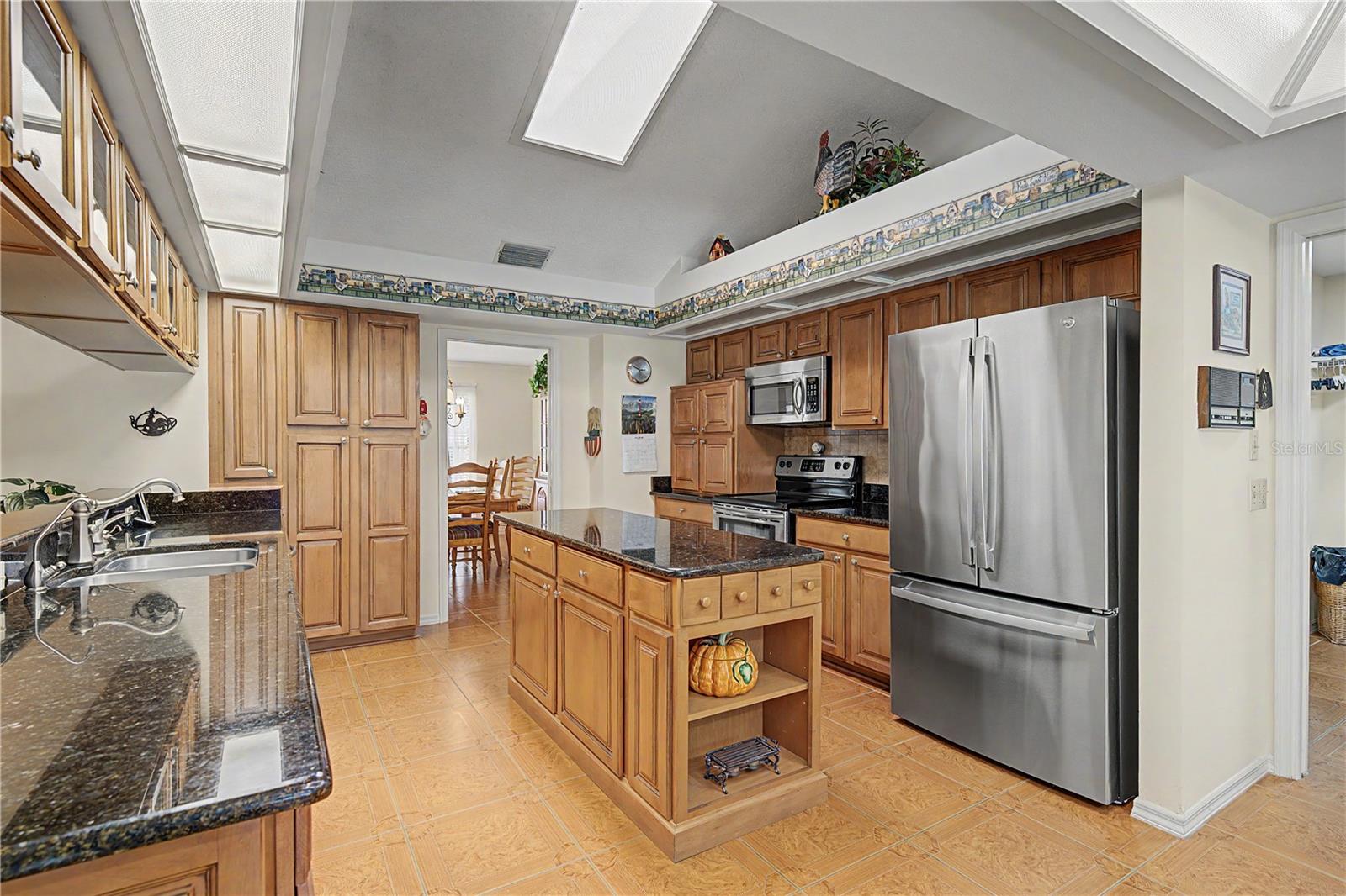 3901 BUTTONWOOD COURT