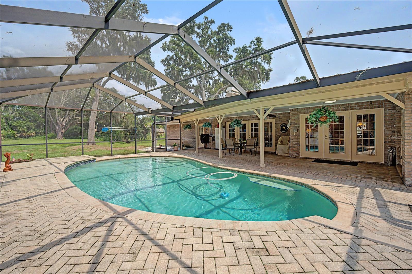 3901 BUTTONWOOD COURT