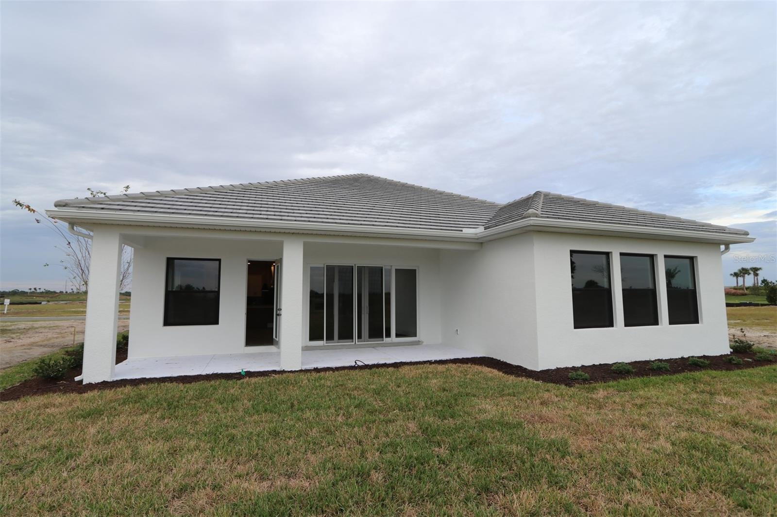 PALMERA AT WELLEN PARK - Residential