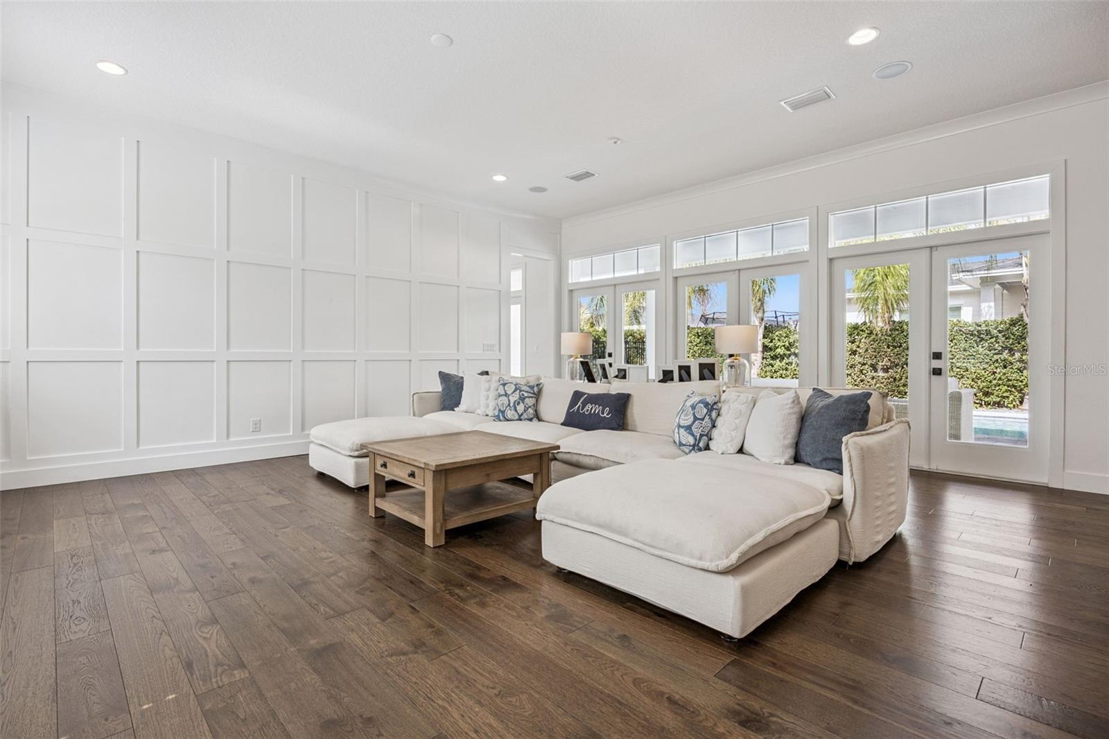 OAKLAND PARK - Residential