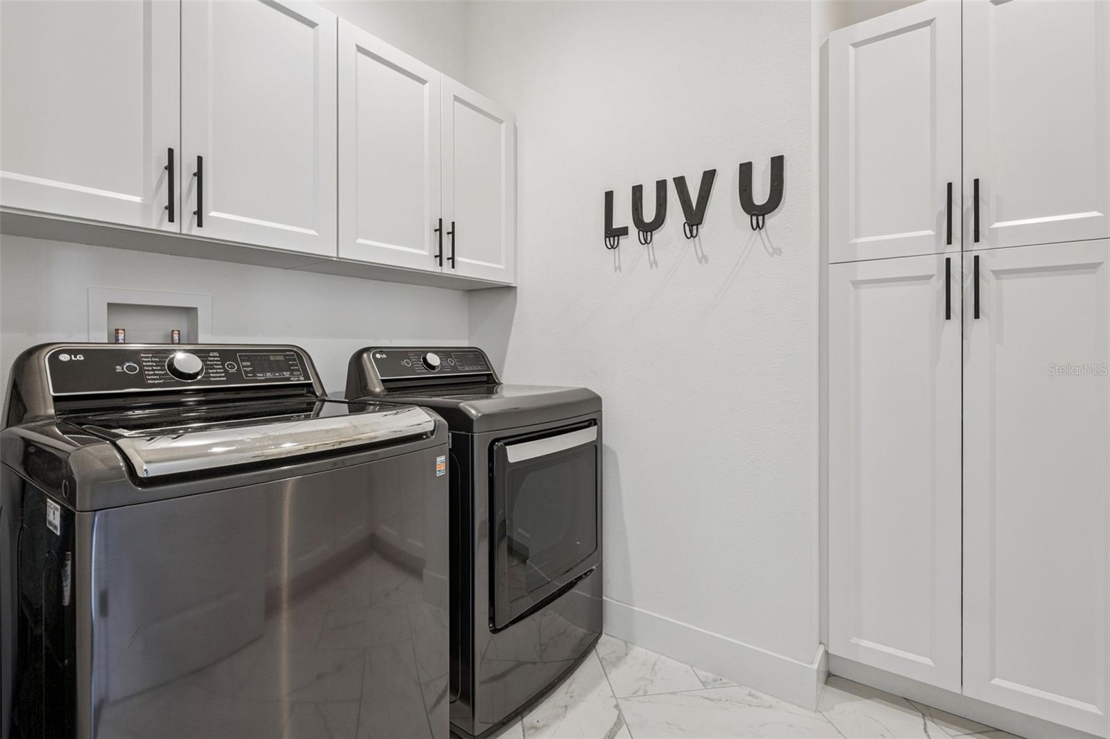 OAKLAND PARK - Residential