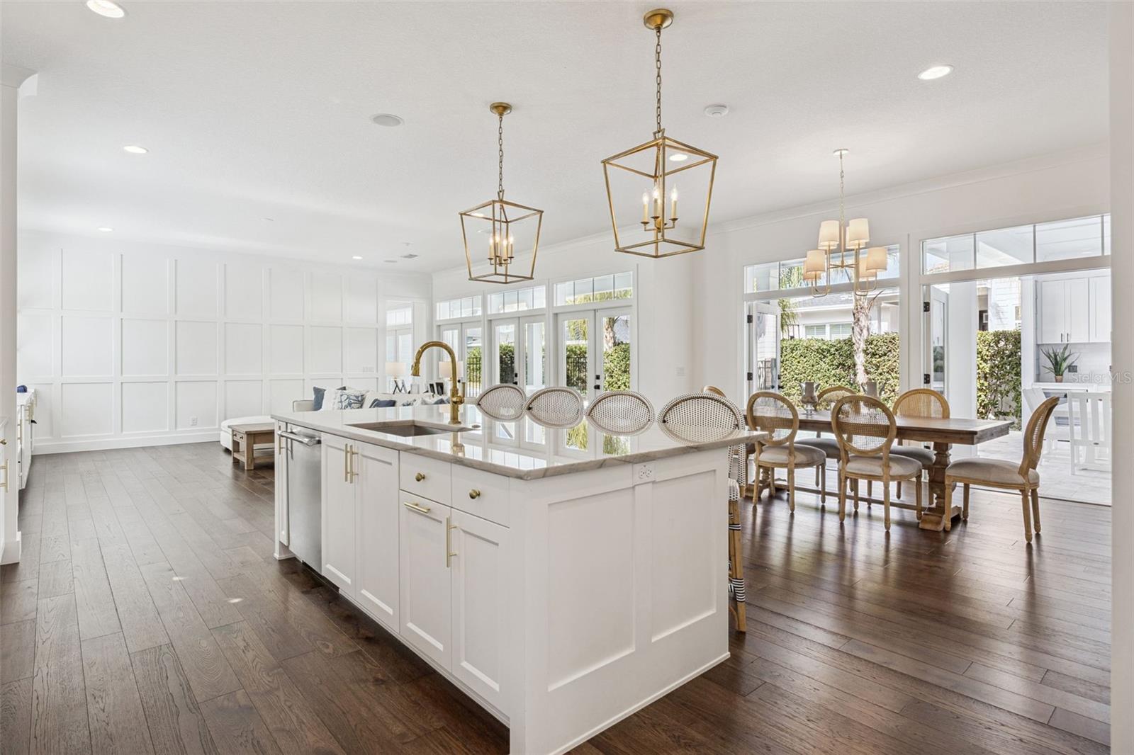 OAKLAND PARK - Residential