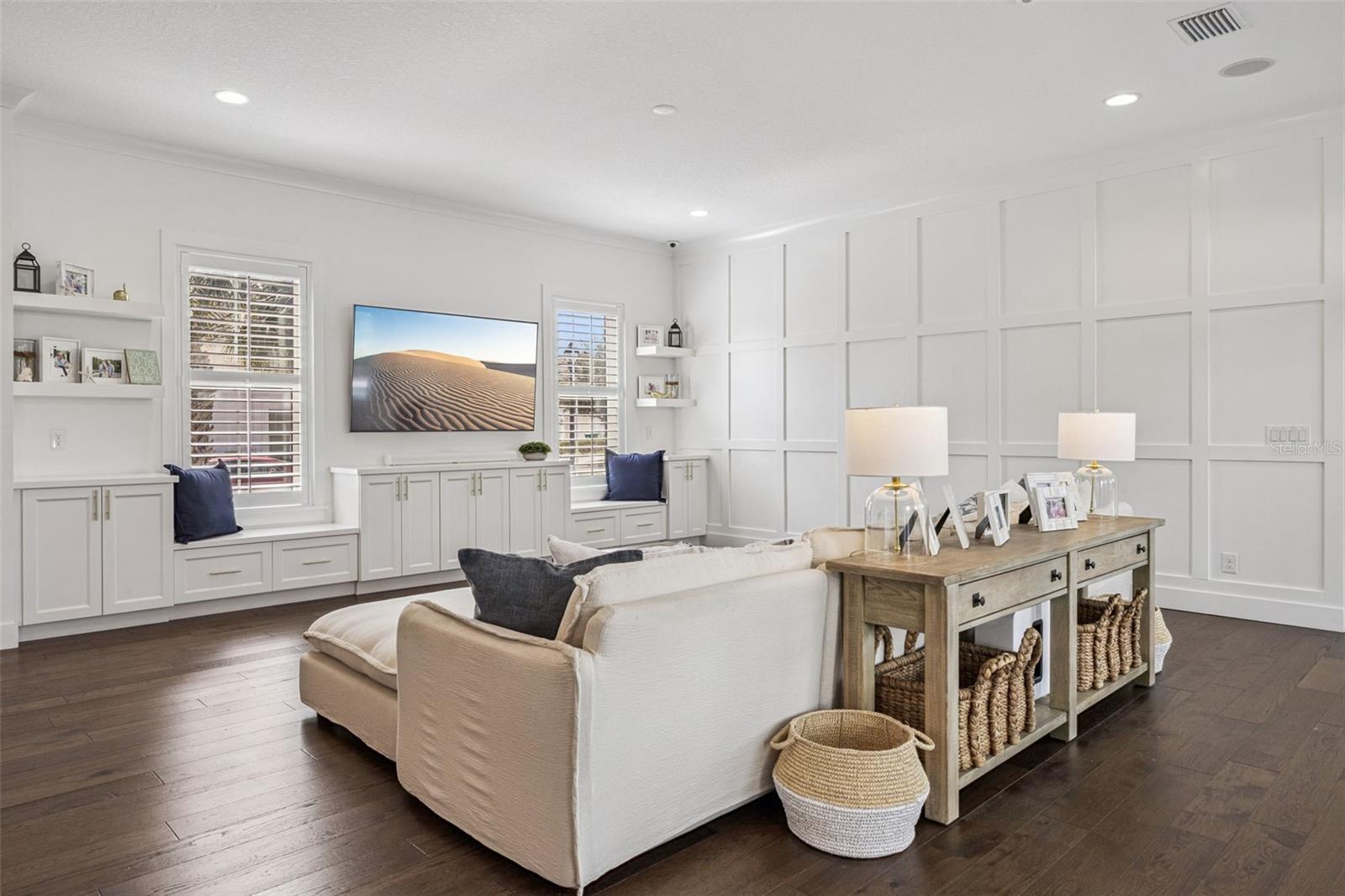 OAKLAND PARK - Residential