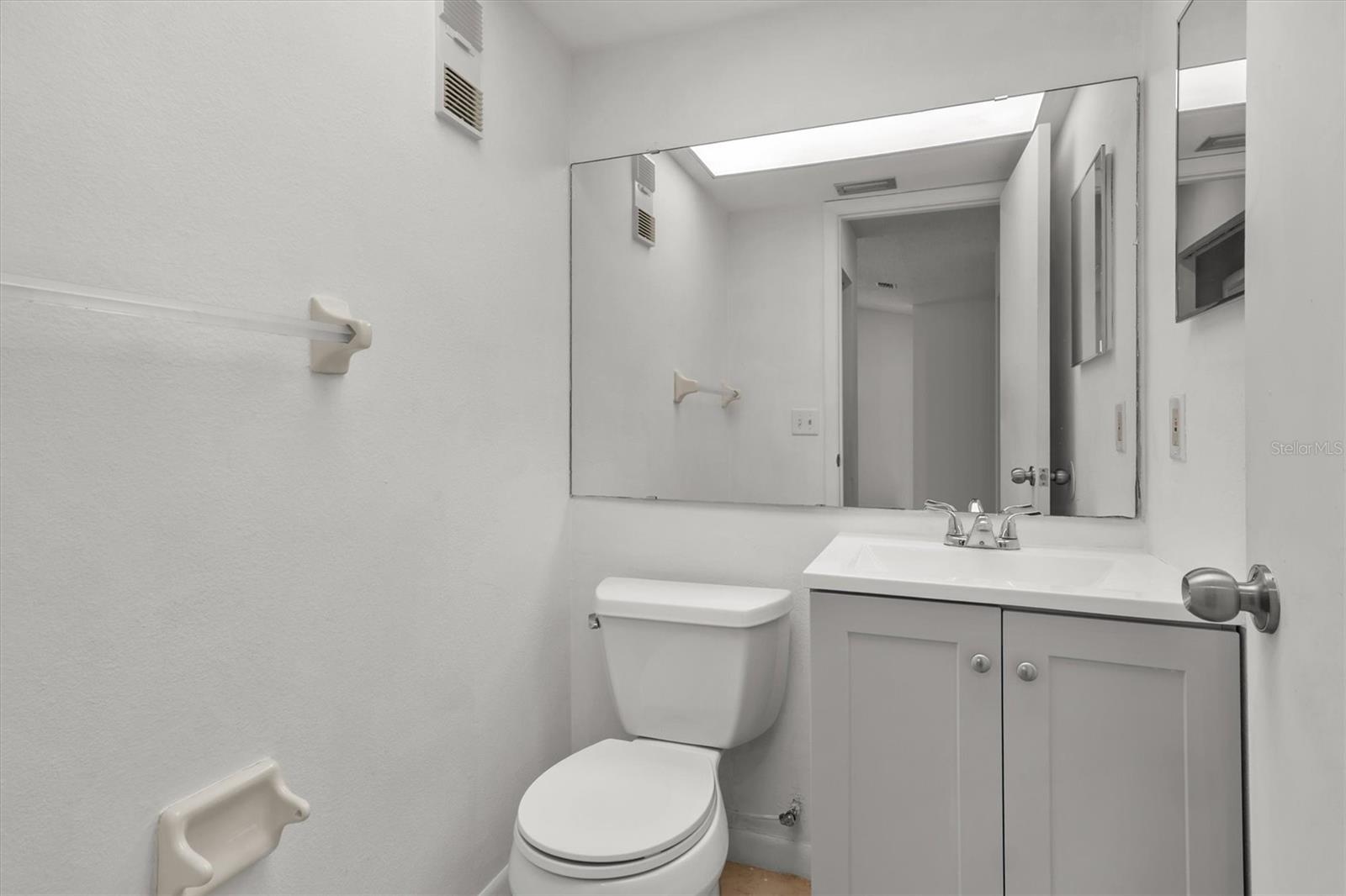 ROSEWOOD MANOR - Residential