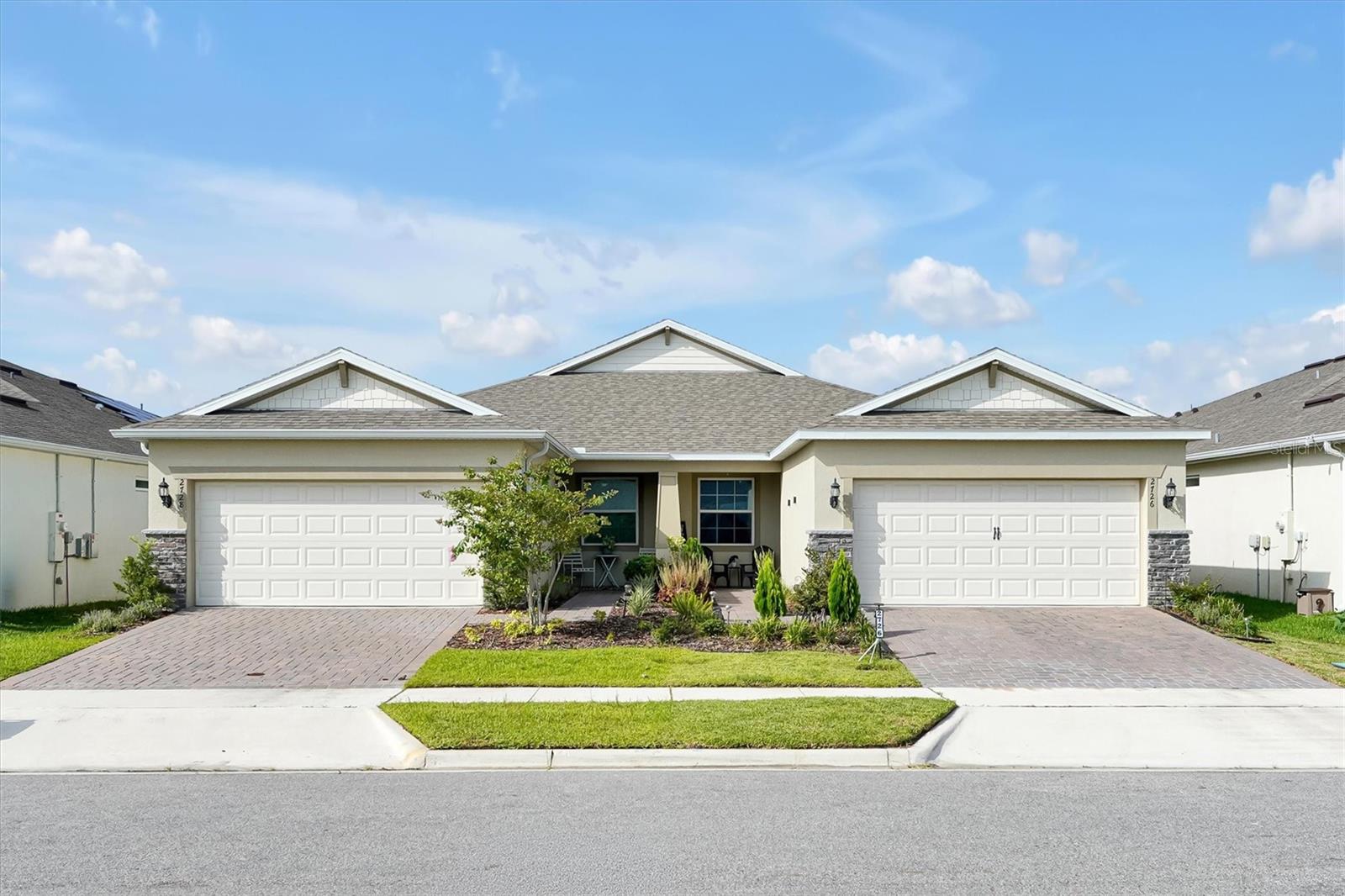 2726 SUMMER RETREAT LANE