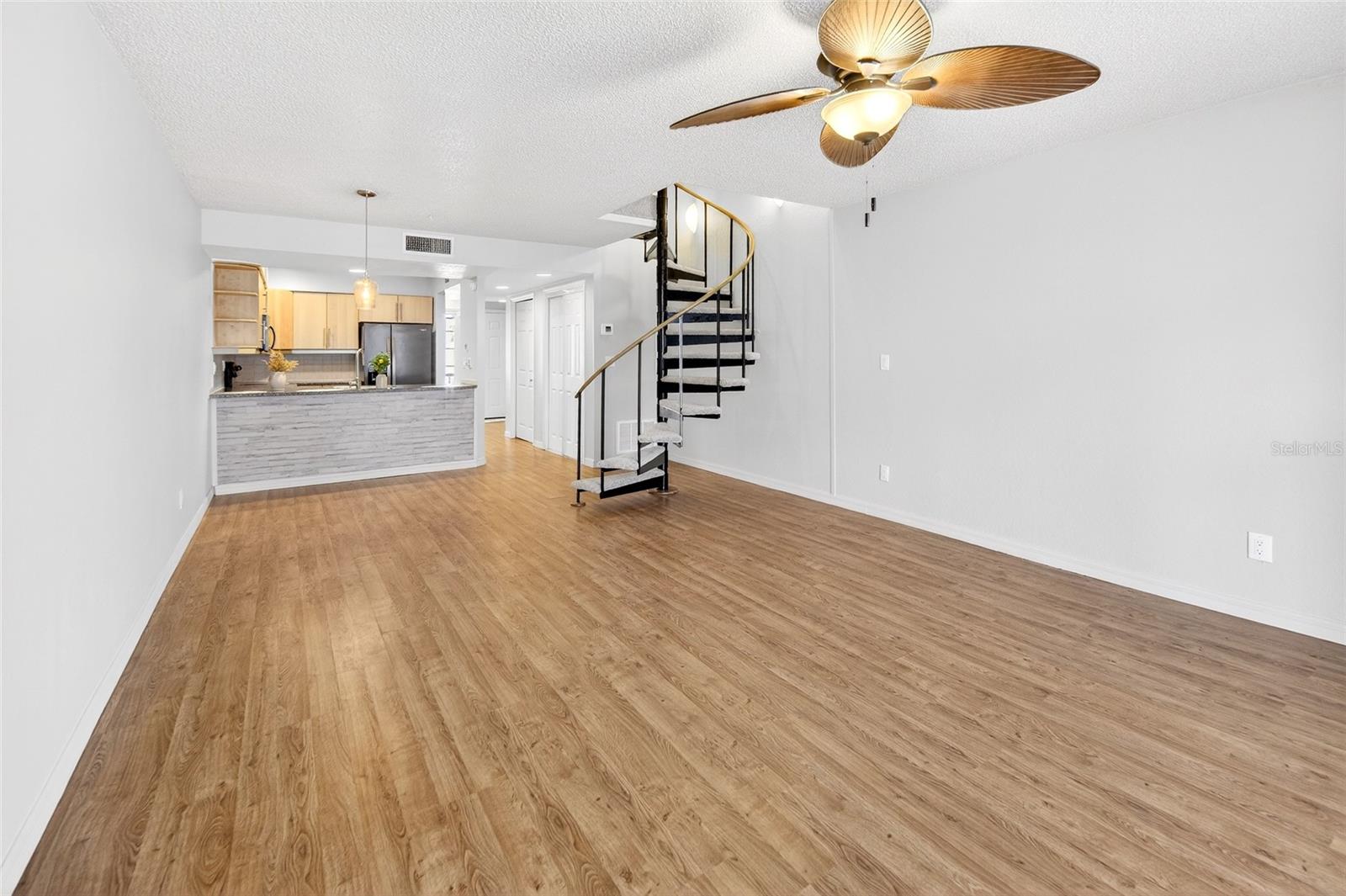 CYPRESS COVE - Residential