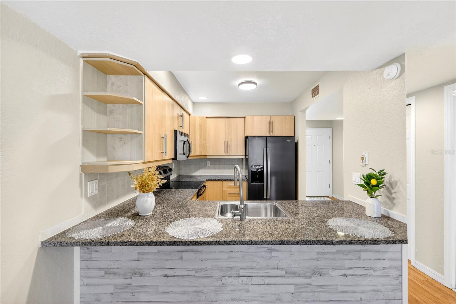 CYPRESS COVE - Residential