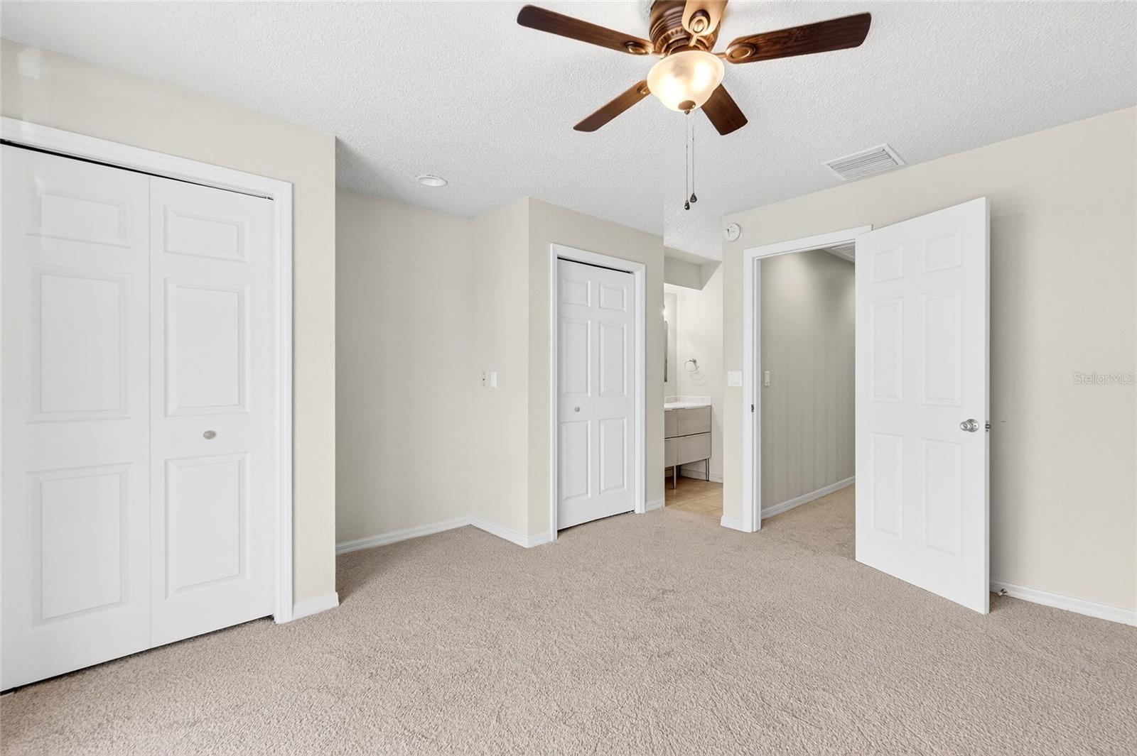 CYPRESS COVE - Residential