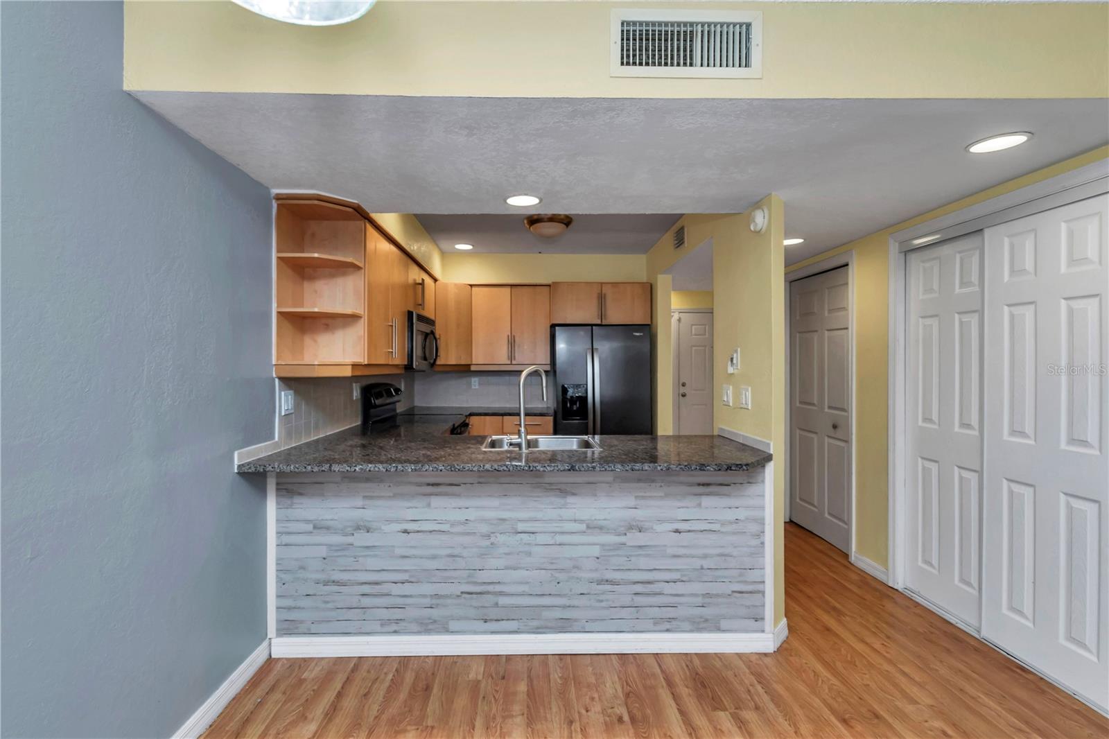 CYPRESS COVE - Residential