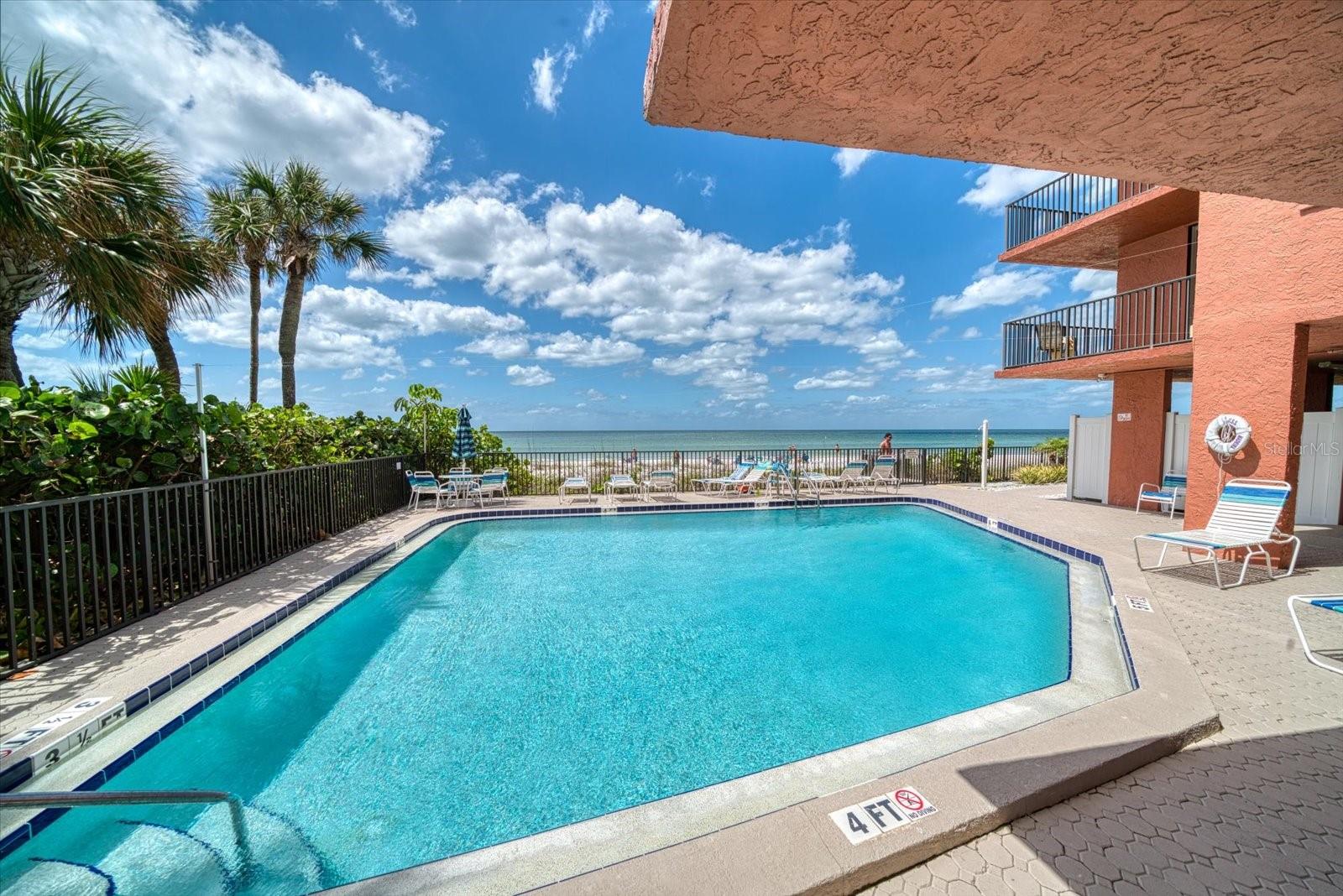 MADEIRA TOWERS CONDO - Residential