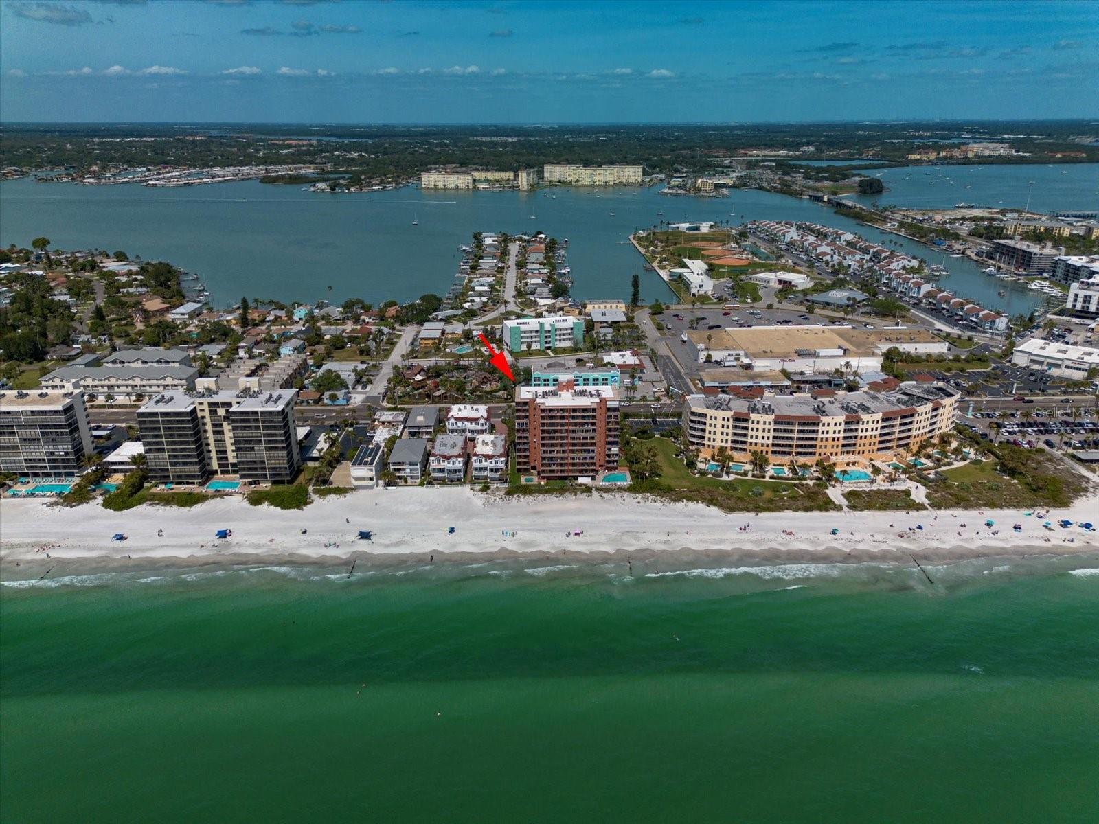 MADEIRA TOWERS CONDO - Residential