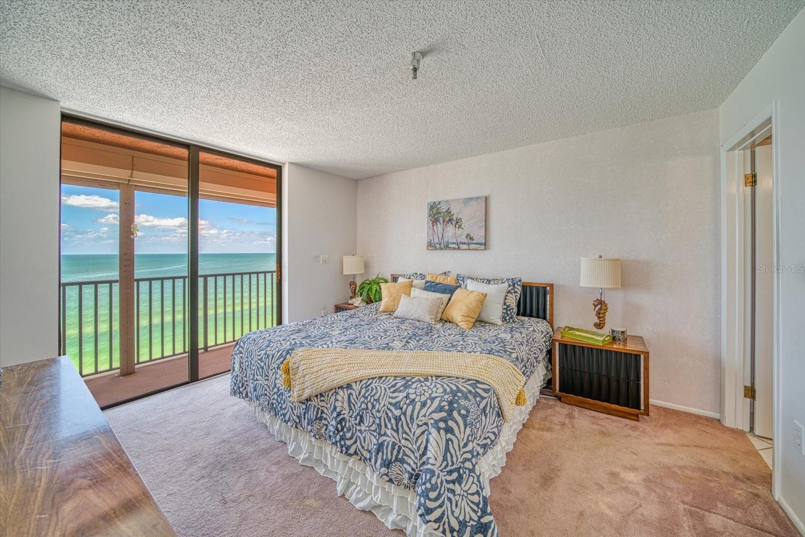 MADEIRA TOWERS CONDO - Residential