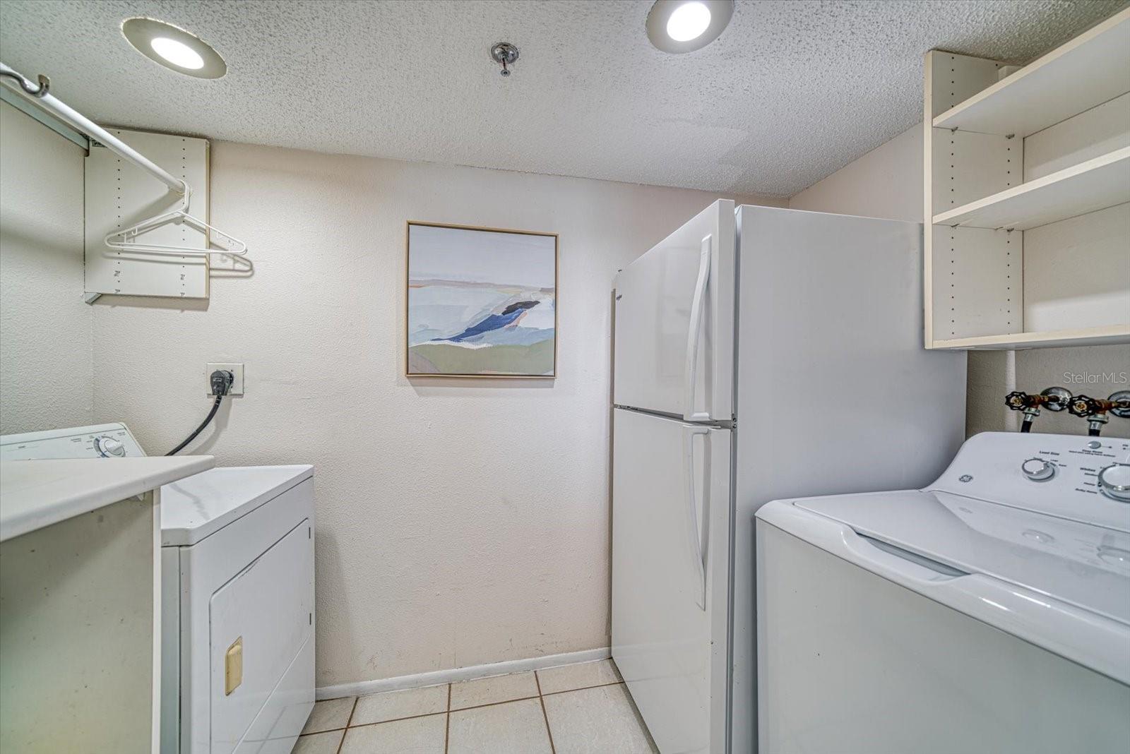 MADEIRA TOWERS CONDO - Residential