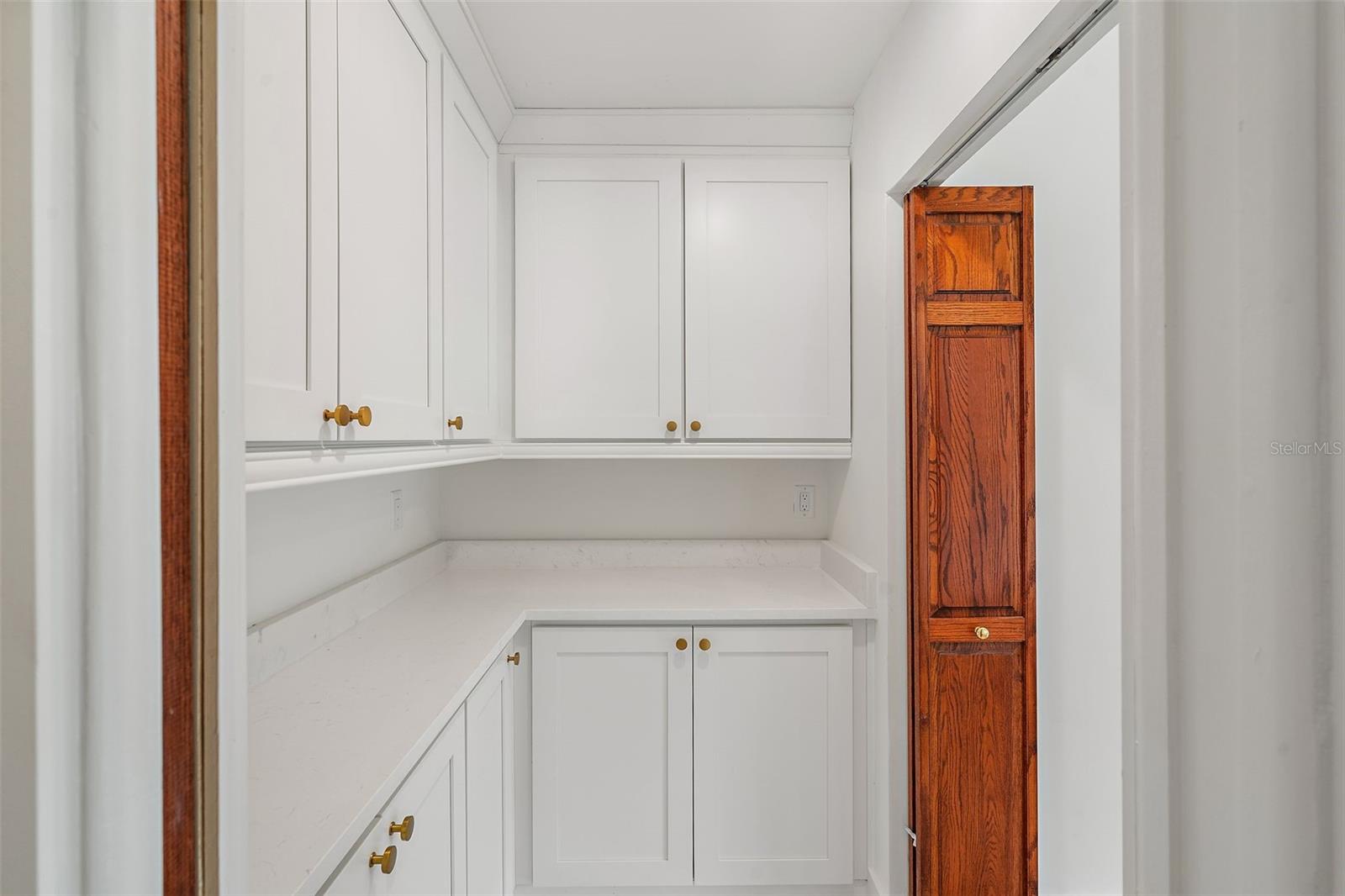 SHARON OAKS ESTATES REP - Residential