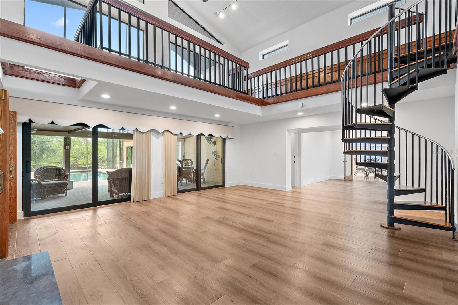 SHARON OAKS ESTATES REP - Residential