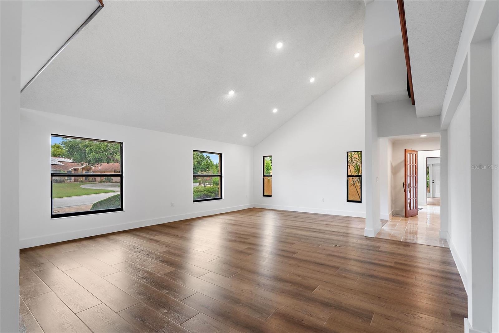 SHARON OAKS ESTATES REP - Residential