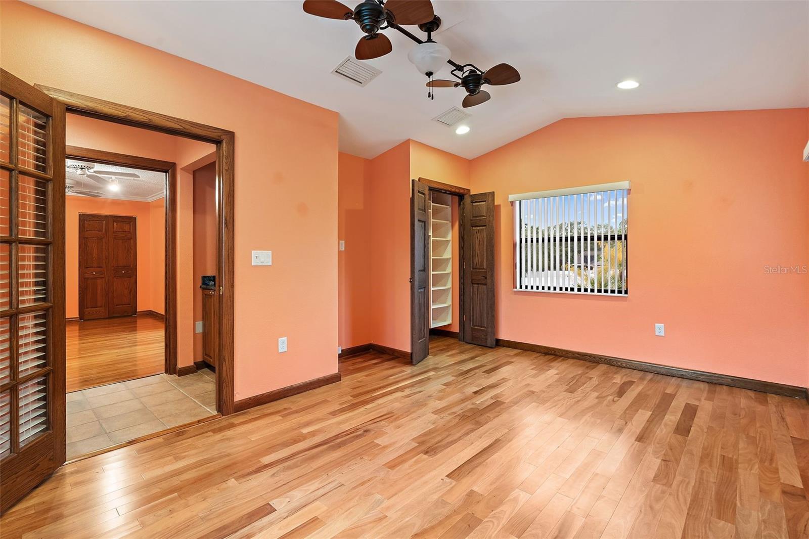 SHARON OAKS ESTATES REP - Residential