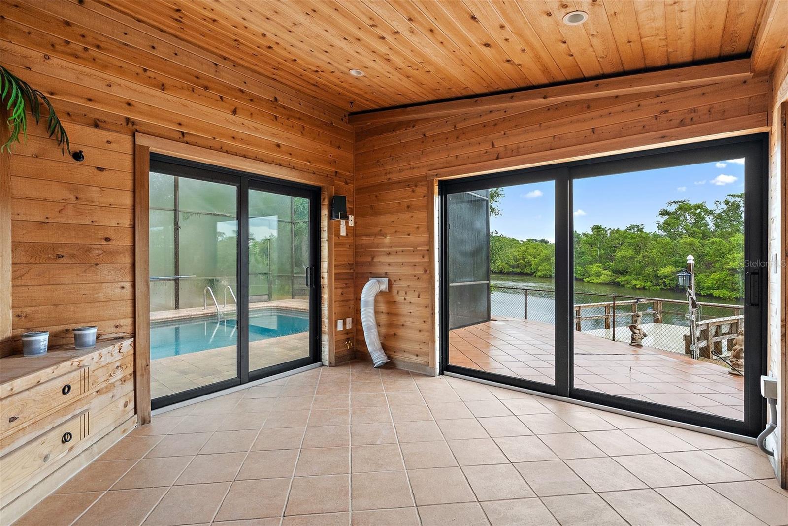 SHARON OAKS ESTATES REP - Residential