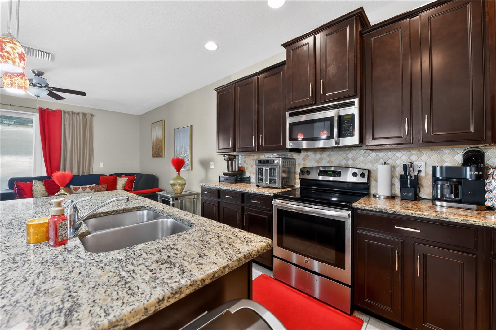 AVELAR CREEK NORTH - Residential