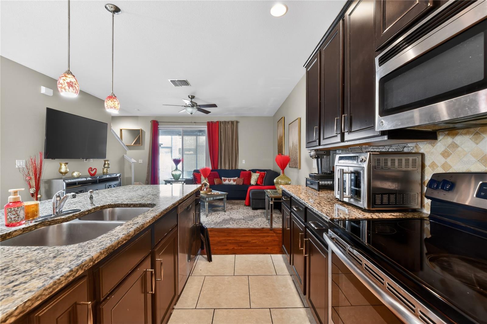 AVELAR CREEK NORTH - Residential