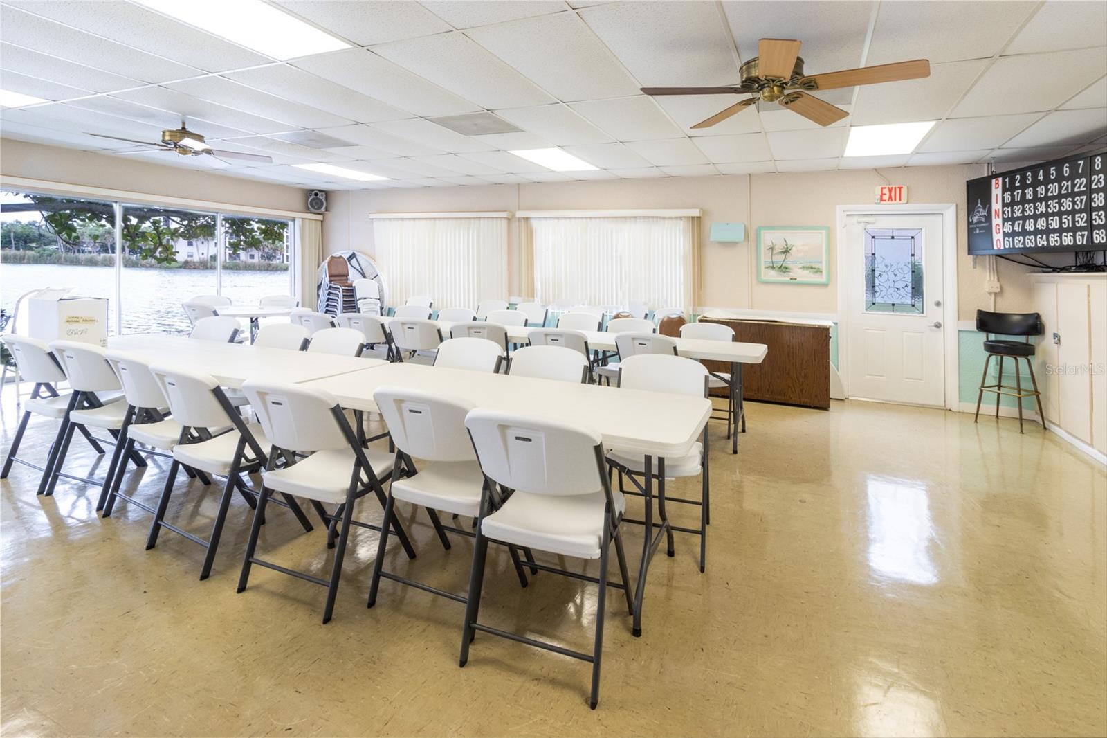 BAYSHORE ON THE LAKE APTS SEC 2 - Residential