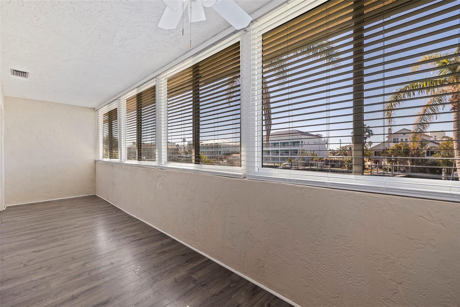 TREASURE ISLANDS POINTS WEST APTS CONDO - Residential