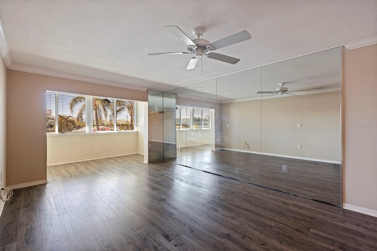 TREASURE ISLANDS POINTS WEST APTS CONDO - Residential