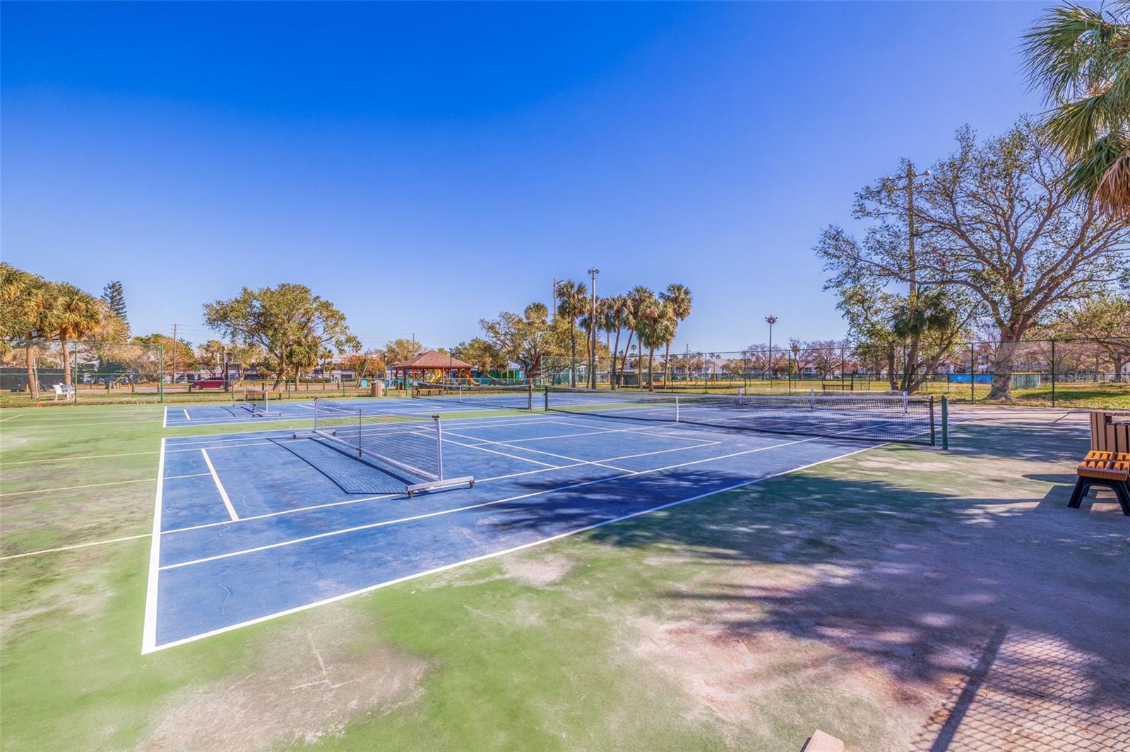 TREASURE ISLANDS POINTS WEST APTS CONDO - Residential