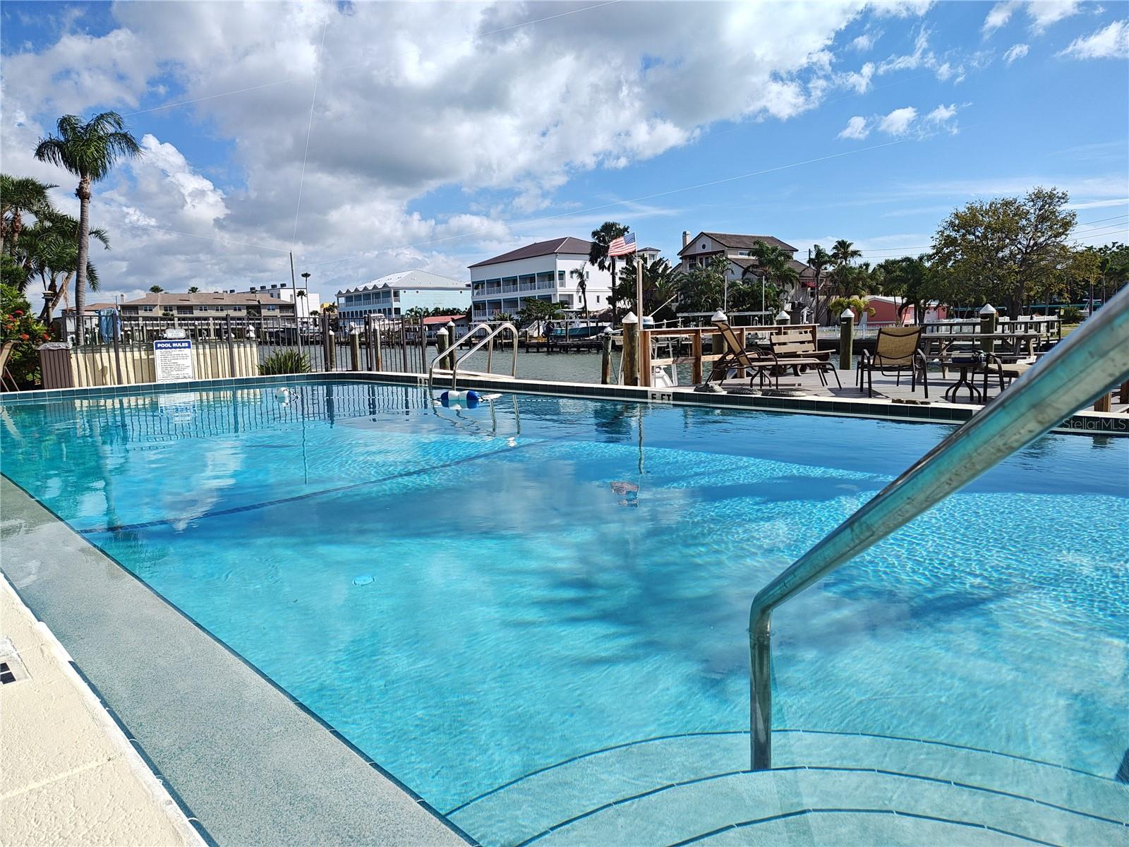TREASURE ISLANDS POINTS WEST APTS CONDO - Residential