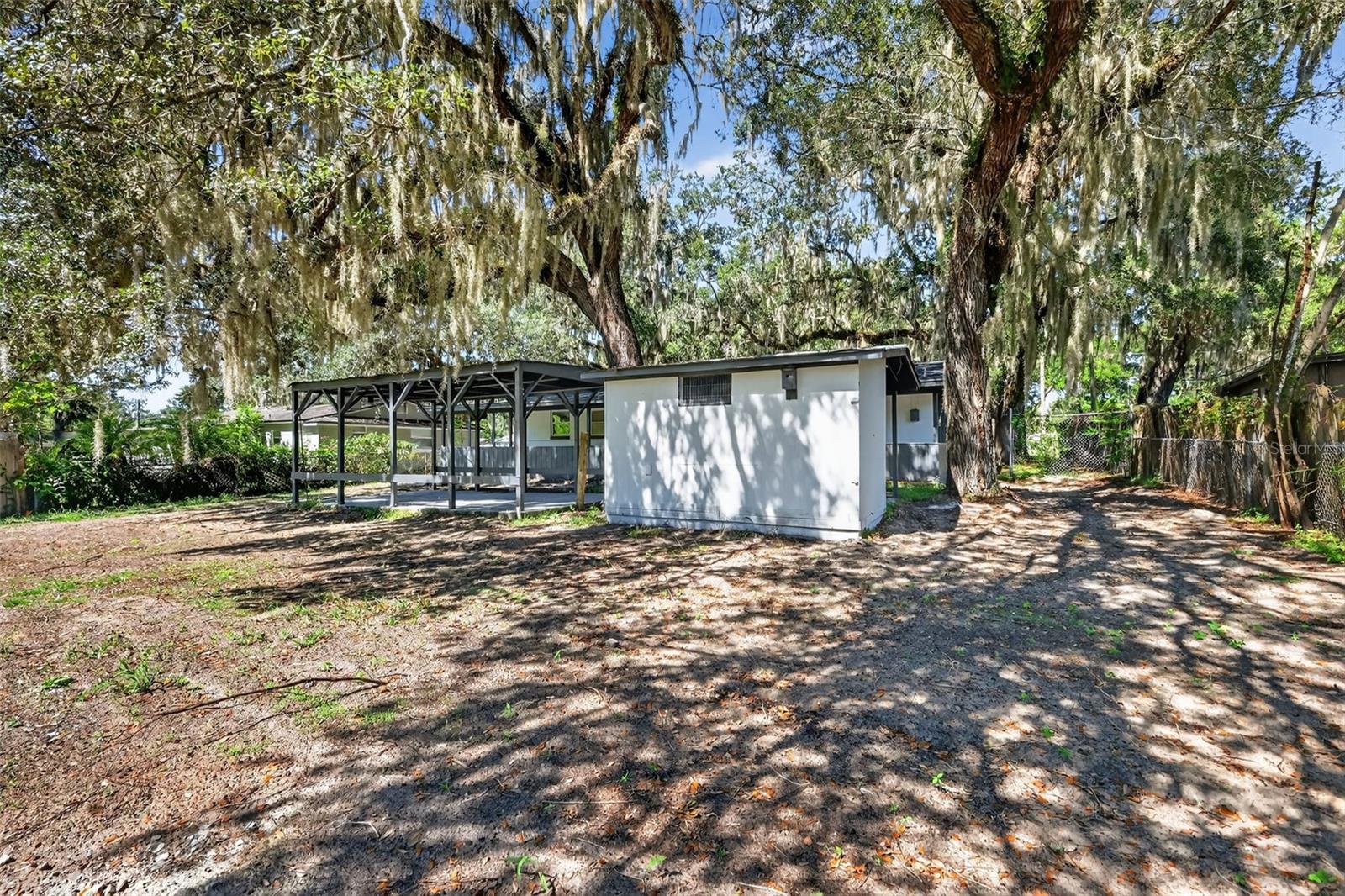 1611 HAMPTON ROAD
