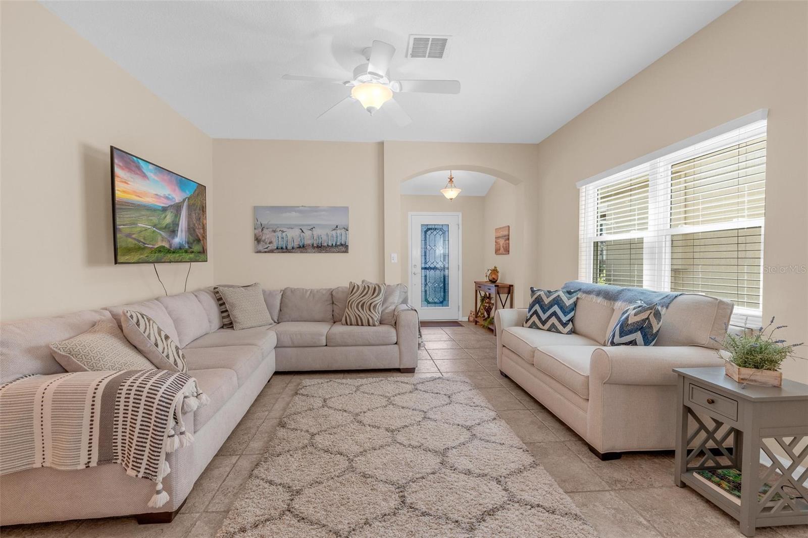 105 LITTLETON CIRCLE