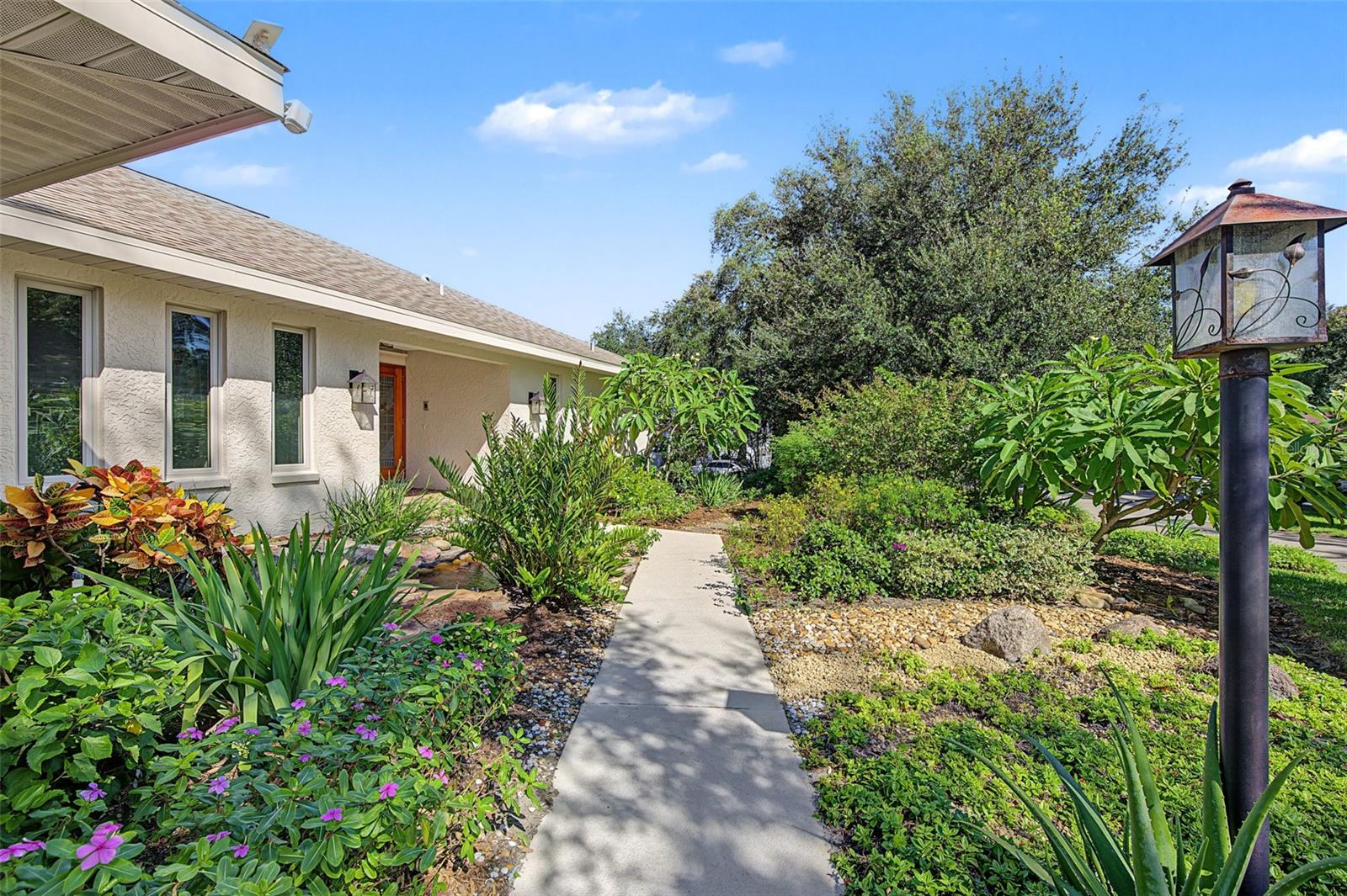 2334 TIVERTON COURT