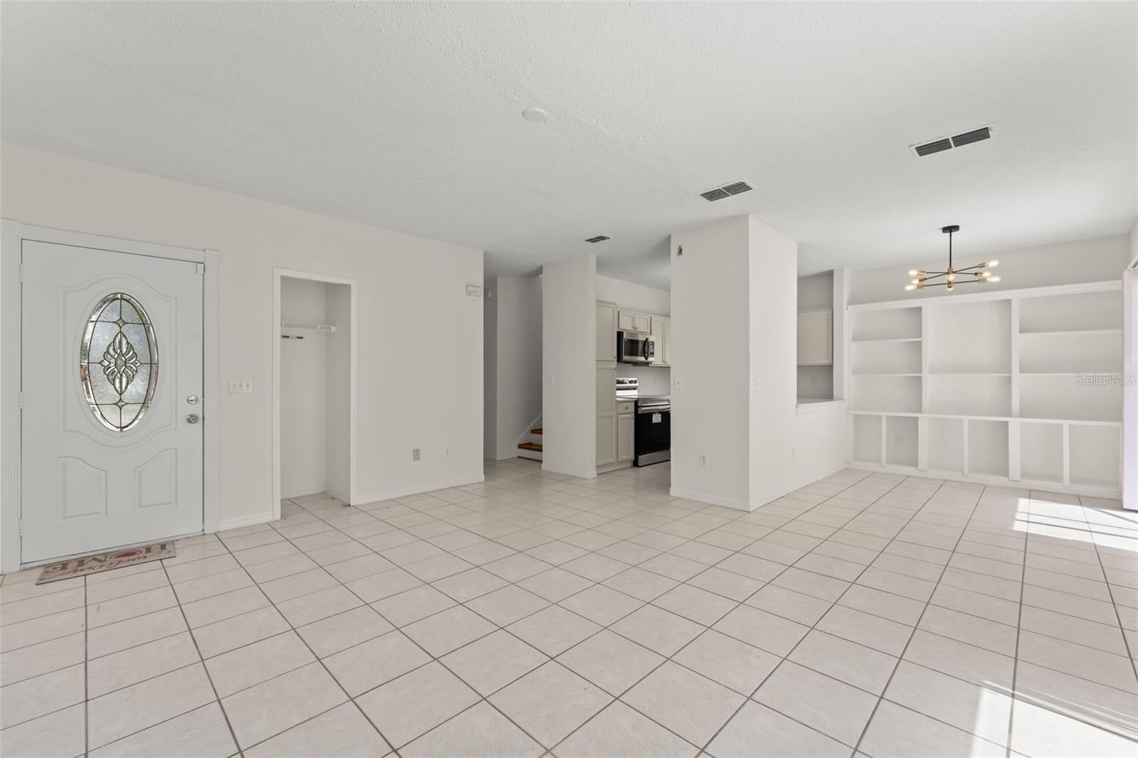 2330 SANTA LUCIA STREET