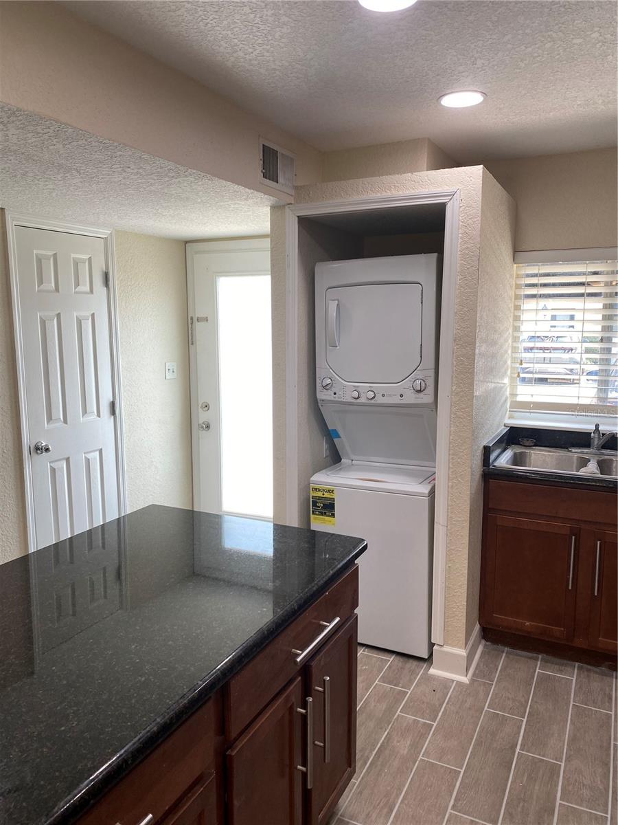 METRO AT MICHIGAN PARK CONDO - Residential Lease