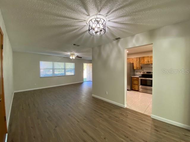 RAINBOW S END ESTATE - Residential