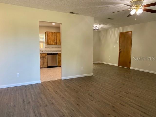 RAINBOW S END ESTATE - Residential