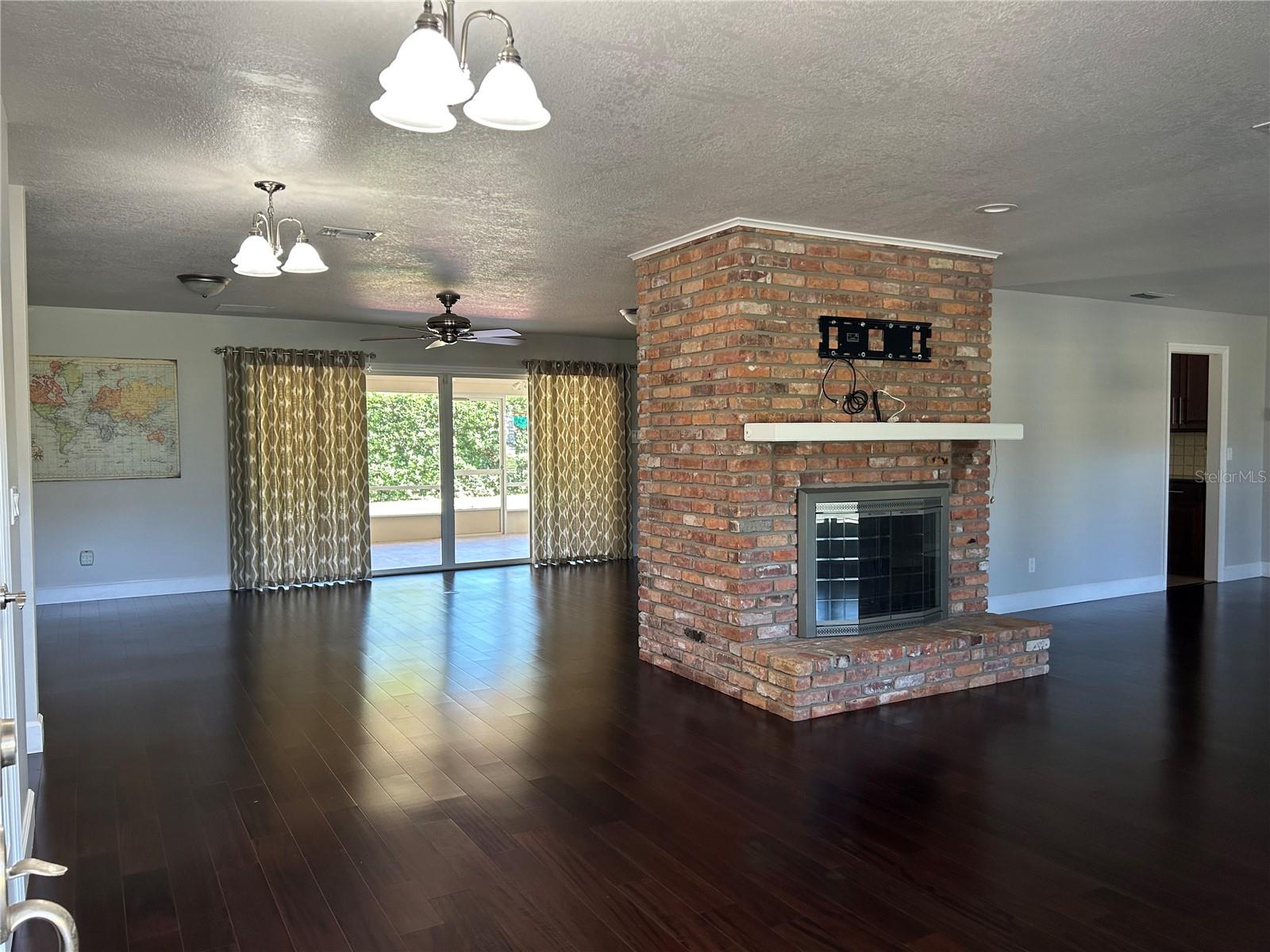 3235 STONEWOOD COURT