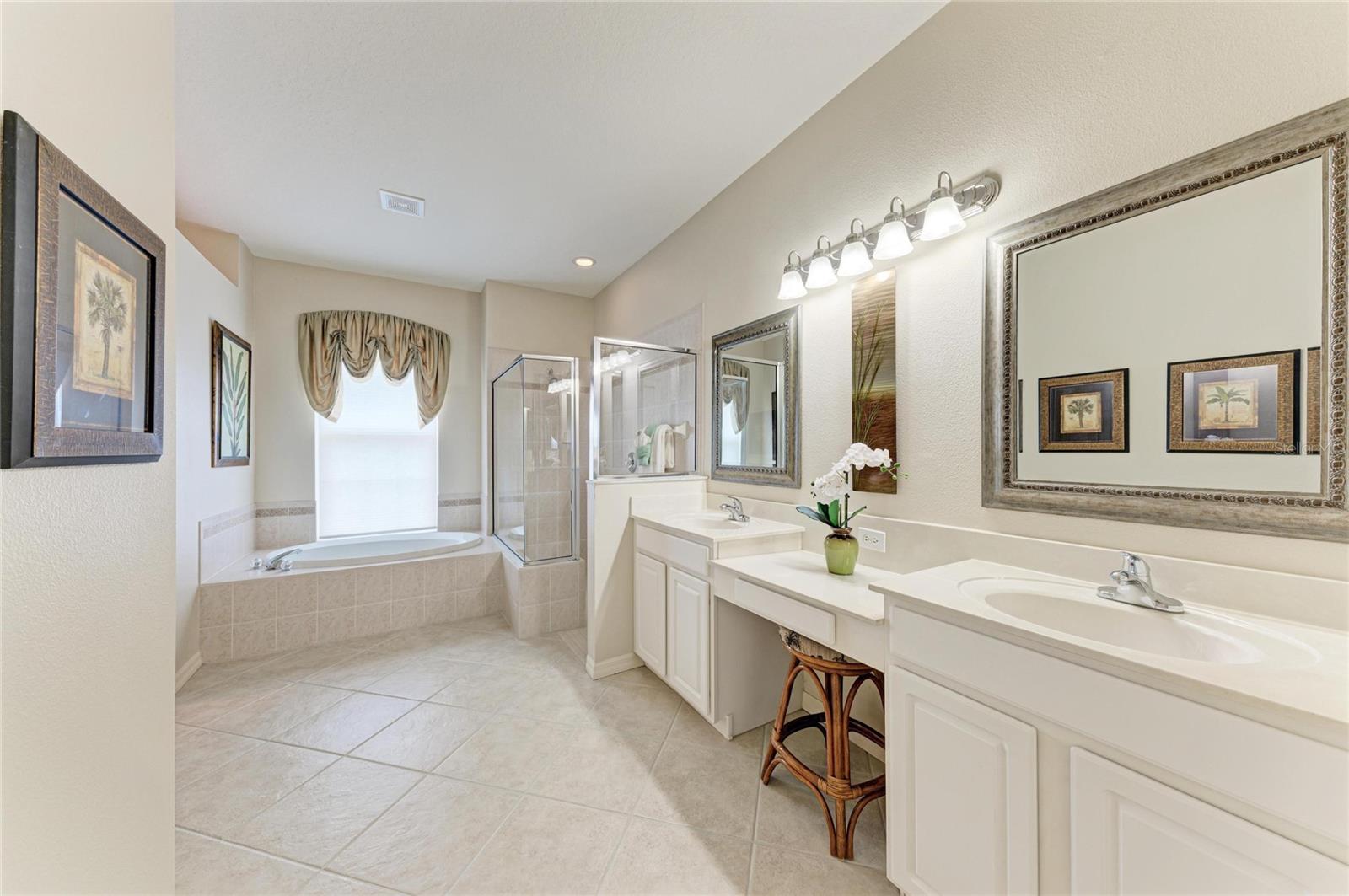 CARLYLE AT VILLAGES OF PALM-AIRE - Residential