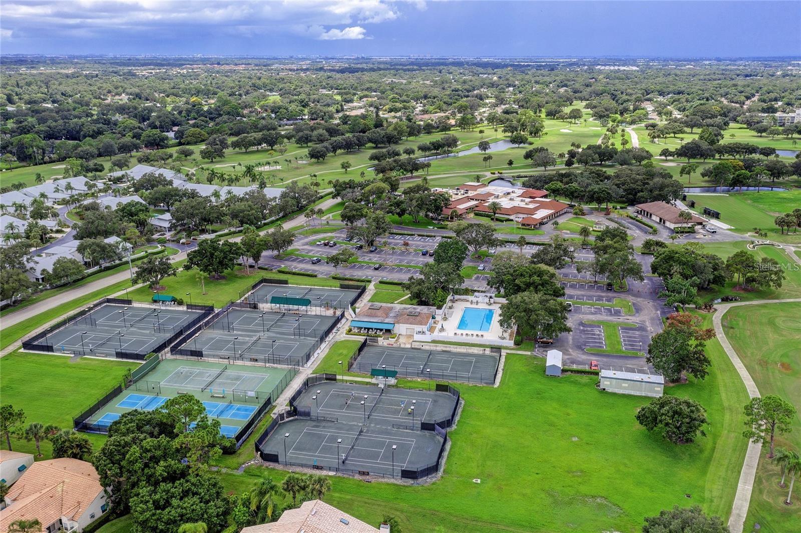 CARLYLE AT VILLAGES OF PALM-AIRE - Residential