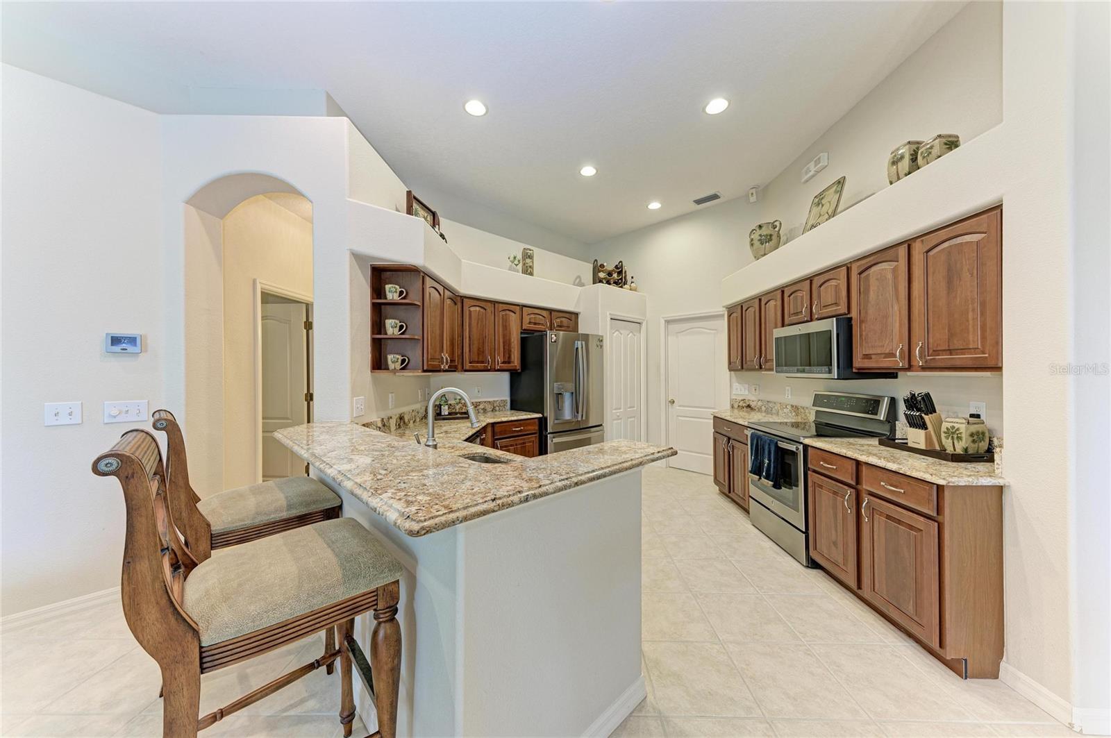 CARLYLE AT VILLAGES OF PALM-AIRE - Residential