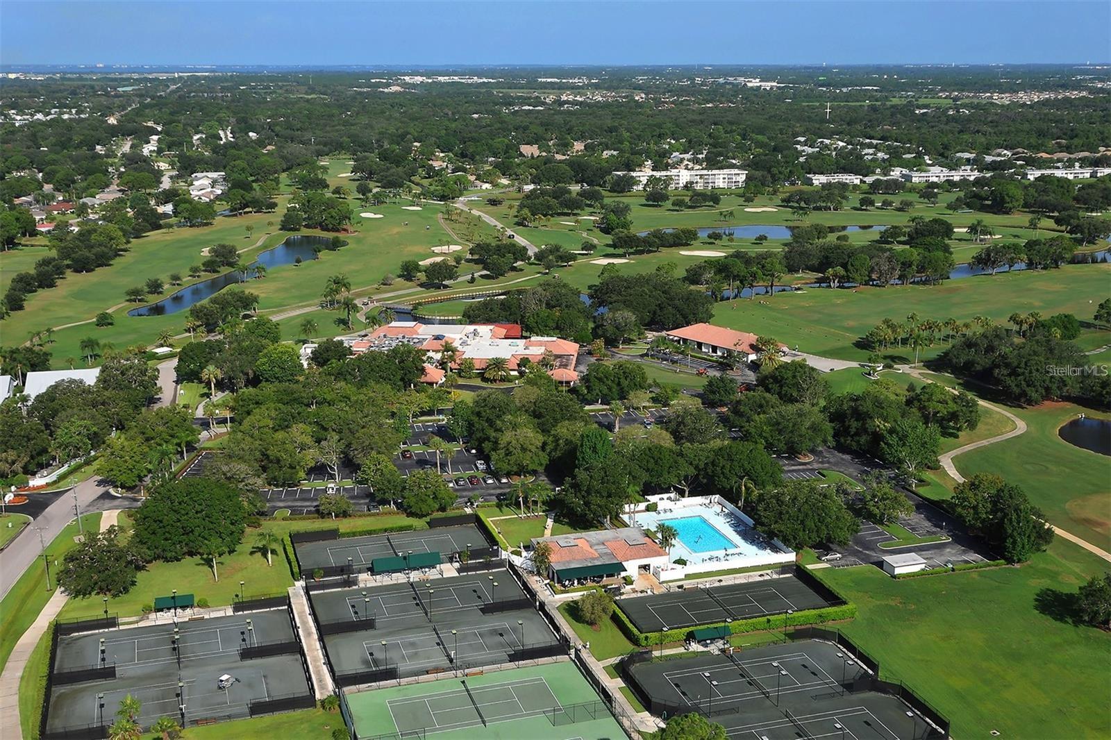 CARLYLE AT VILLAGES OF PALM-AIRE - Residential