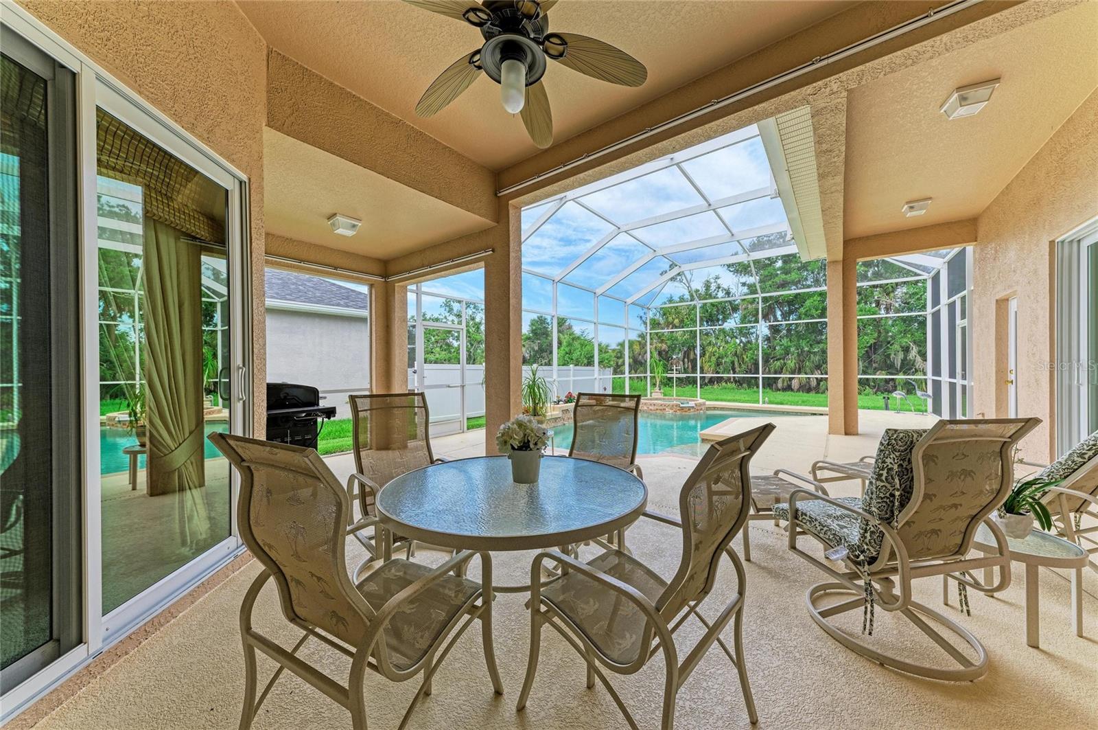 CARLYLE AT VILLAGES OF PALM-AIRE - Residential