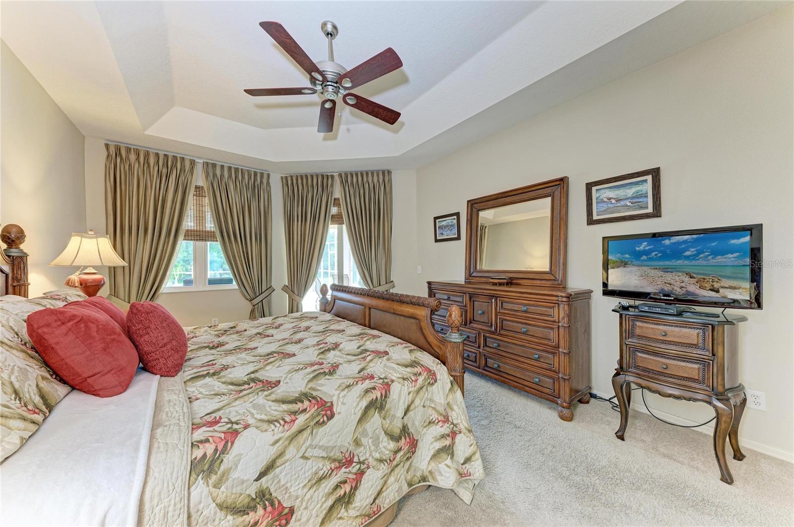 CARLYLE AT VILLAGES OF PALM-AIRE - Residential