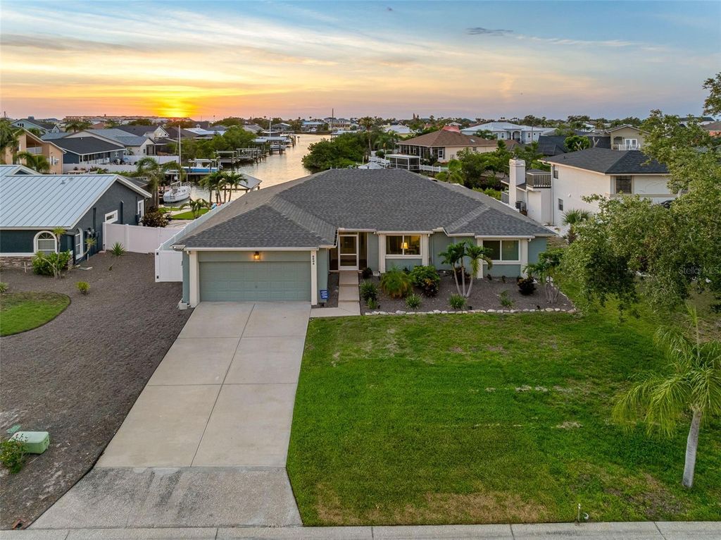 Photo of 6604 Dolphin Cove Drive, Apollo Beach, FL 33572 (MLS # TB8381851)