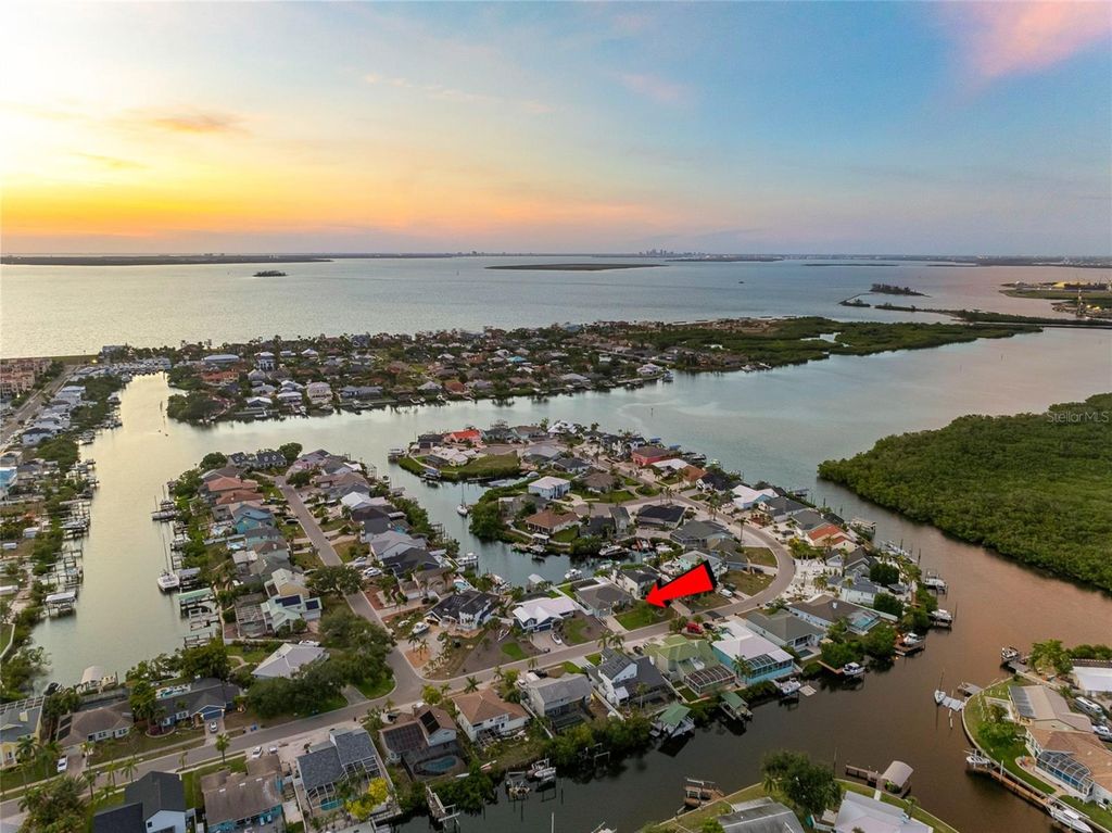 Photo of 6604 Dolphin Cove Drive, Apollo Beach, FL 33572 (MLS # TB8381851)