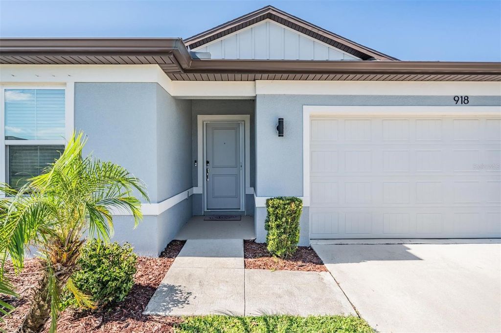 Photo of 918 Coastal Hammock Avenue, Ruskin, FL 33570 (MLS # TB8419455)