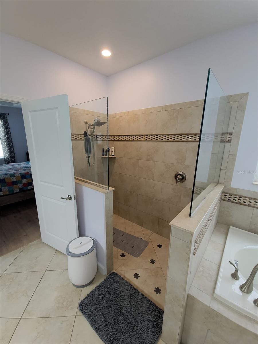 WATERLEAF PH 5A - Residential